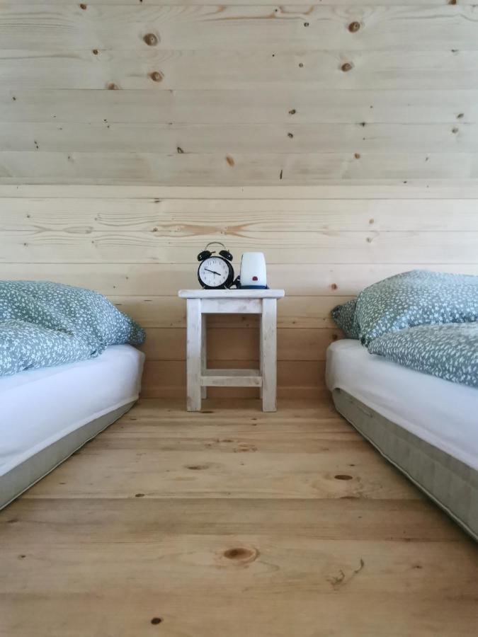 TreeHome glamping Střítež Eksteriør billede