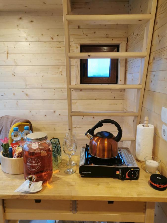 TreeHome glamping Střítež Eksteriør billede