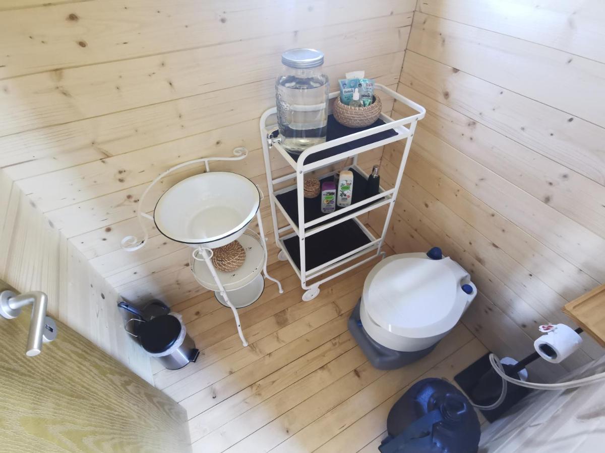 TreeHome glamping Střítež Eksteriør billede